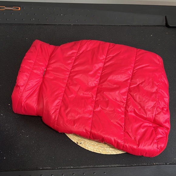 Gap Pet Red Guilted Puffer Jacket Size XL/XXL - Picture 7 of 11